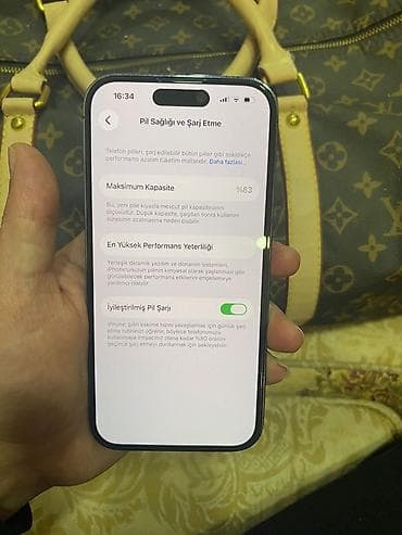 7 ci nesil ipad: IPhone 14 Pro, Deep Purple, Face ID — 2