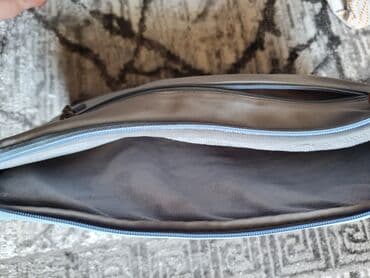 mekteb çantalari: Şəkildəki bütün sumkalar 10 manat — 10