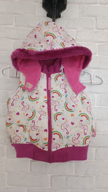 Kurtka qız uşağına 4-5 yaş
