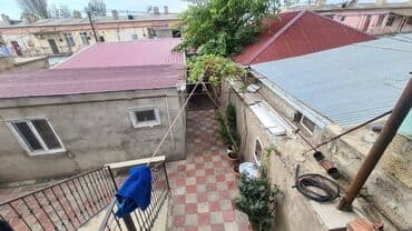 masallida evler: 8 otaq, 230 kv. m, Orta təmir — 2