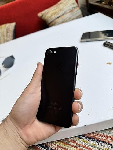 apple saatı: IPhone 7, Qara — 1