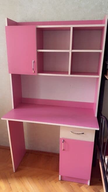 qiz səkilləri: Qız üçün, Siyirməli, Yazı masası, Stulsuz — 1