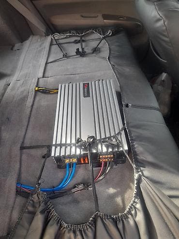 sabvuferler: Avtomobil üçün akustik sistem dəsti - 4 ədəd qutuya quraşdırılmış — 3