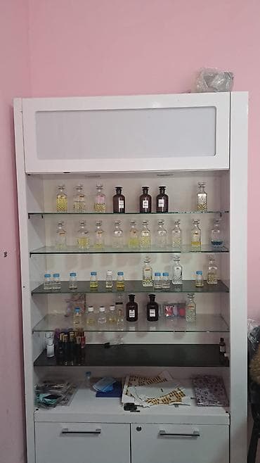 vitrin polka satisi: Aksesuar rəfi, Düz — 1