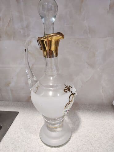 şüşə banka istehsalı: Графин
Qrafin — 2