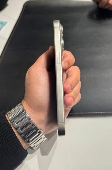 ikinci el 16 pro: IPhone 15 Pro, 128 GB, Natural Titanium, Face ID — 4