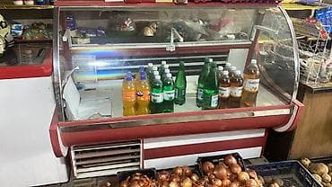 Vitrin soyuducu satilir tam islək vəzyətdə,hec bir problemi