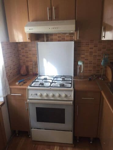 ramanı evlər: Yasamal r-da, 158 N-li məktəbin və «Uç Taс» (Три Корона) yaxınlıqda — 4