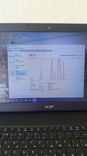 Acer: Xüsusiyyətləri şəkildə qeyd olunub 512 HDD, 8 GB RAM var İşləməyinə — 9