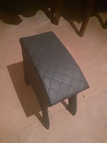 taxta oturacaq: Qapaqlı saxlama bölməli sevralit ucun — 2