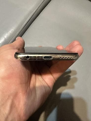 lombard telefon: Xiaomi Redmi Note 8 açıq mavi rəngdə 64GB yaddaş. Ustada olmayıb — 2