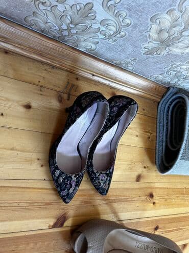 loro piana ayaqqabi qiymeti: Tuflilər, Ölçü: 39, İşlənmiş — 2