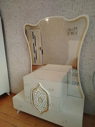 Ev və bağ: Qeyd edimki taxtin altinin demiri alinmalidir onu almaq prablem deyil — 3