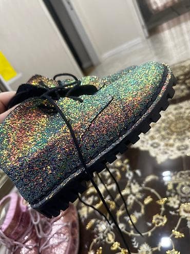 botika shoes: Botinka və botilyonlar — 1