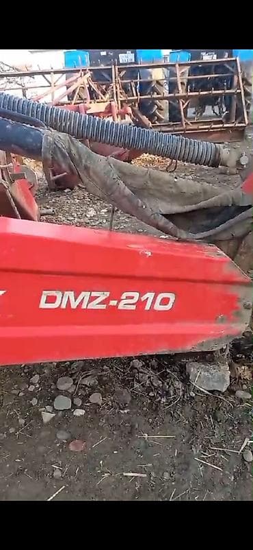 opel astra kompressor: Harmak DMZ-210 diskli ot biçən - Model: DMZ-210 (yan panellərdə qeyd — 2