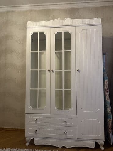 Qız üçün, İşlənmiş, Yumru, Beşik, Dəstsiz, Matras ilə, Yellənmə mexanizm ilə lalafo.az -da Qız üçün, İşlənmiş, Yumru, Beşik, Dəstsiz, Matras ilə, Yellənmə mexanizm ilə