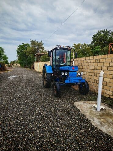 купить измельчитель сена бу: Mavi rəngli kabinli traktor - Güclü dizel mühərrikli, ön şüşəli kabin — 7