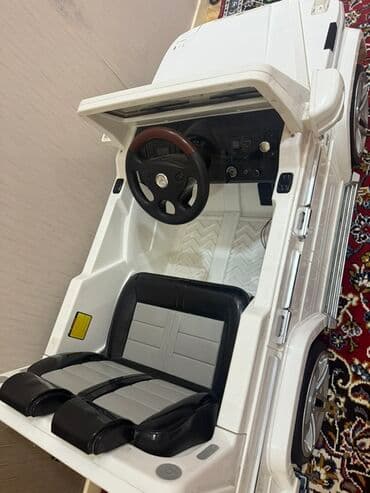 maşınlar uşaq üçün: Uşaq üçün elektrikli akkumulyator maşını – ağ rəngdə, kabriolet tipli — 3