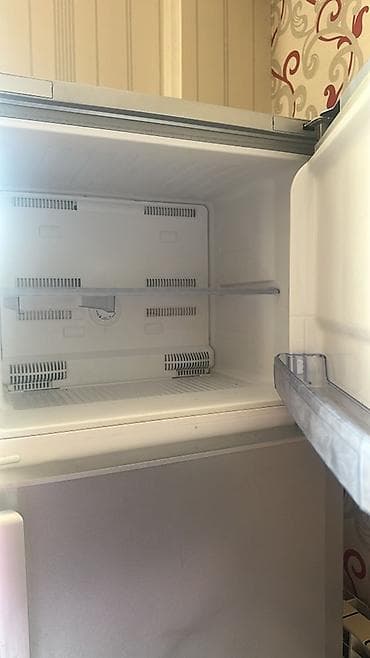 metbex soyuducusu: 2 qapılı Beko Soyuducu Satılır, rəng - Gümüşü — 2