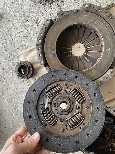 sukan desti: 2007 hyundai i30 1,4 benzin matorunun üstden çixma hissələridi — 3