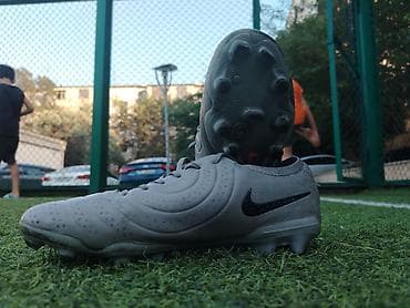 Butslar Nike, Ölçü: 41, İşlənmiş