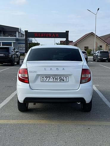 e 250 cdi: VAZ (LADA) Granta: 1.6 l | 2024 il 74000 km Sedan — 4