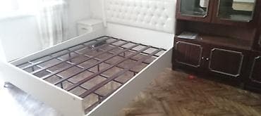lovhə: Ağ rəngdə, modern dizaynlı iki nəfərlik çarpayı karkası. - Ölçü — 2