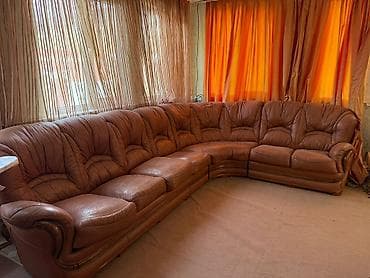 mebel penal: GularaKunc divan 300azn, restovrasiya lazimdir, temiz deridir — 1