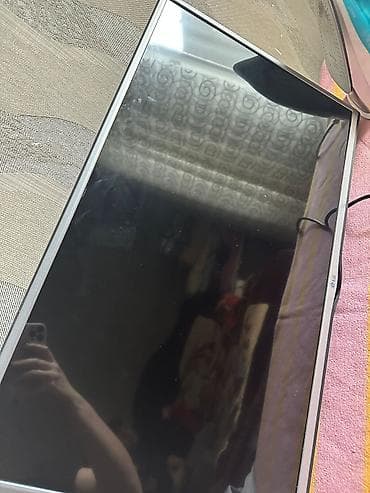 samsung hdmi kabel: LG monitor 32 ekran — 1