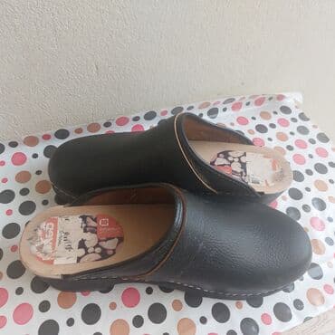 Germaniyadan gelib moşnu bir seydir su kecirmeyen ayaqina böyük oldu