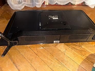 blu ray disk: Televizor Riffle LED ekran 32" HD (1366x768) — 6