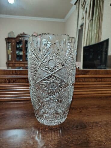 Косметика: Məhsul: Dəbdəbəli taxta güzgülü komod + digər ev əşyaları - Qəhvəyi — 4