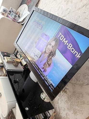 kitab refi modelleri: Düz TV altlığı, Polkalı, Şüşəli — 3