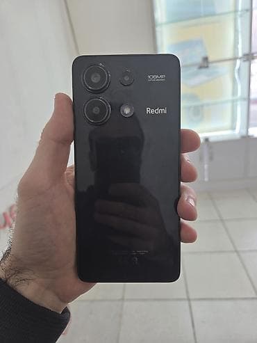 Redmi smartfon - Arxa kamera sistemi: 108 MP əsas kamera (üzərində