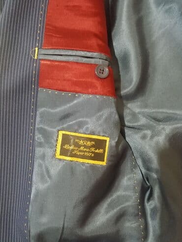 Kostyum 48 ölçü Tünd göy rəngdə Cəmi 2 dəfə geyinilib,yəni yenidən — 5