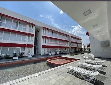 kiray: Standart otagda ozunun sanuzeli movcuddur. Istifadeye yararli mini bar — 3