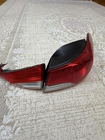 masa və stul: LED, Hyundai 2013 il, Orijinal, İşlənmiş — 2