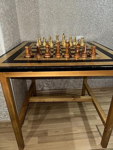 Taxta şahmat masası və fiqurlar dəsti - Material: tam taxta masa üstü — 3