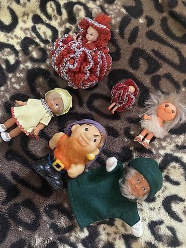 Коляски: Qədimi kukla
Retro kukla
45 ilin kuklası
6 ədəd birliydə 60 m — 1