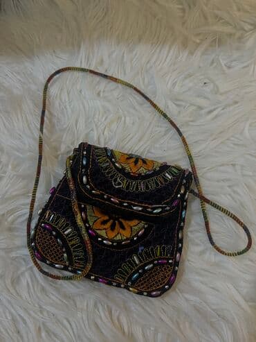 Naxışlı çanta