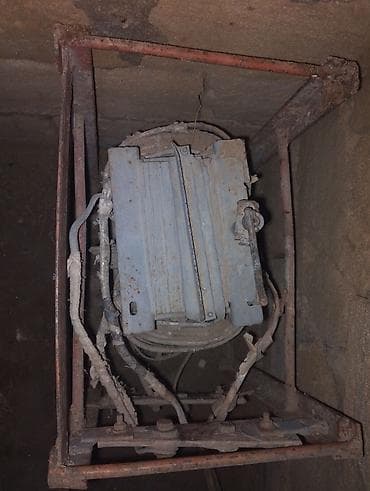 demir su cenleri: Ağır tip sənaye transformatoru/induktor qurğusu - Dəmir karkaslı — 2