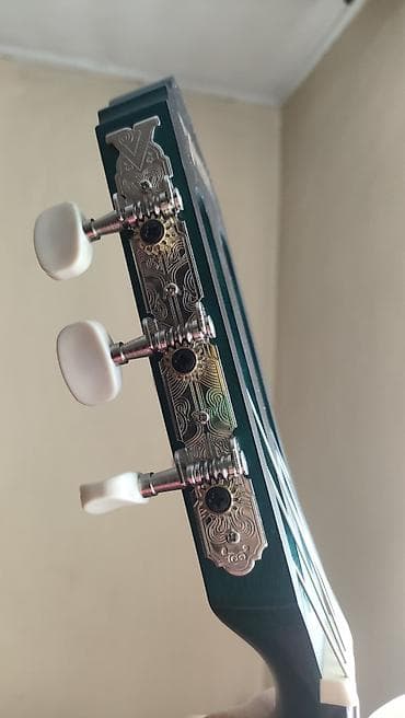 ucuz gitar: Klassik gitara, Yeni, Ünvandan götürmə — 7