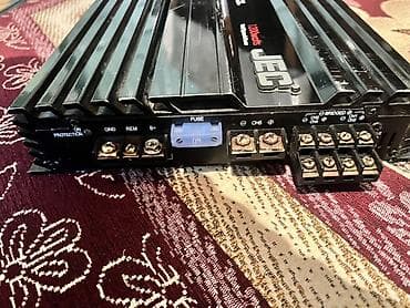 усилитель: JEC CA-3247 avtomobil gücləndiricisi - Güc: 1200 watts (yazılı) - — 2