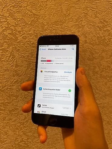IPhone 7, 32 GB, Qara, Barmaq izi — 8