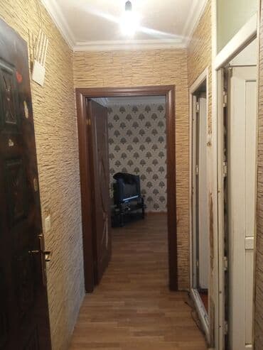 2 otaqlı mənzil – geniş və işıqlı - Planlama: girişdə dəhliz, böyük