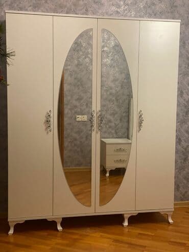 шкаф в зал: *si̇fari̇şlə 4 qapili dolab* qi̇ymət 350 manat 📏ölçü hün 2m — 3