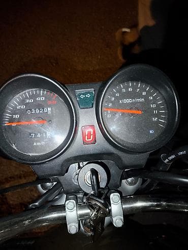 06 sekilleri cekmek: 50 sm3, 3928 km — 4