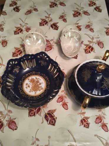 Çeski qablar 4 60 AZN Porselen dekor dəsti Tərkib: - Kobalt mavi