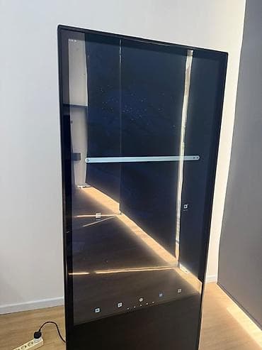 Reklam lövhələri: İnteraktiv rəqəmsal kiosk / vertikal info‑panel - Böyük vertikal — 2