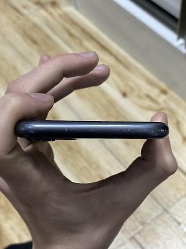 Məişət texnikası: IPhone 11, 128 GB, Qara — 2